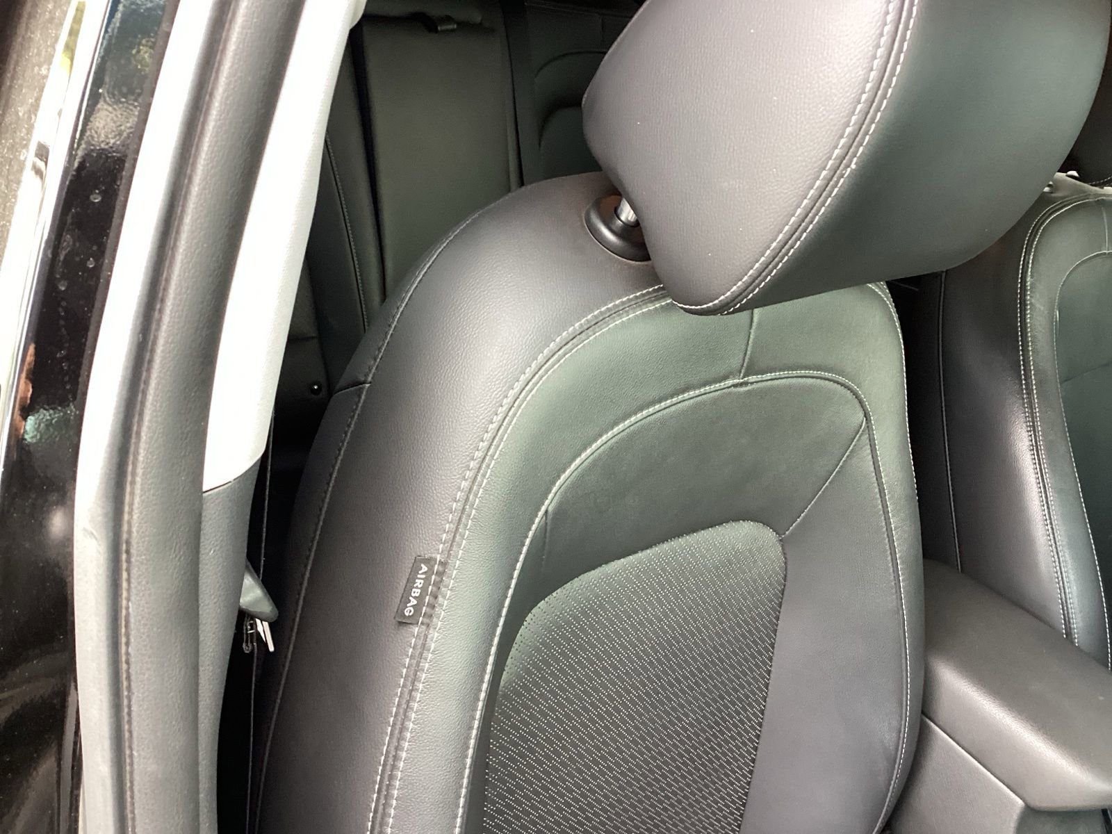 Used 2021 Hyundai Kona Limited FWD image 12