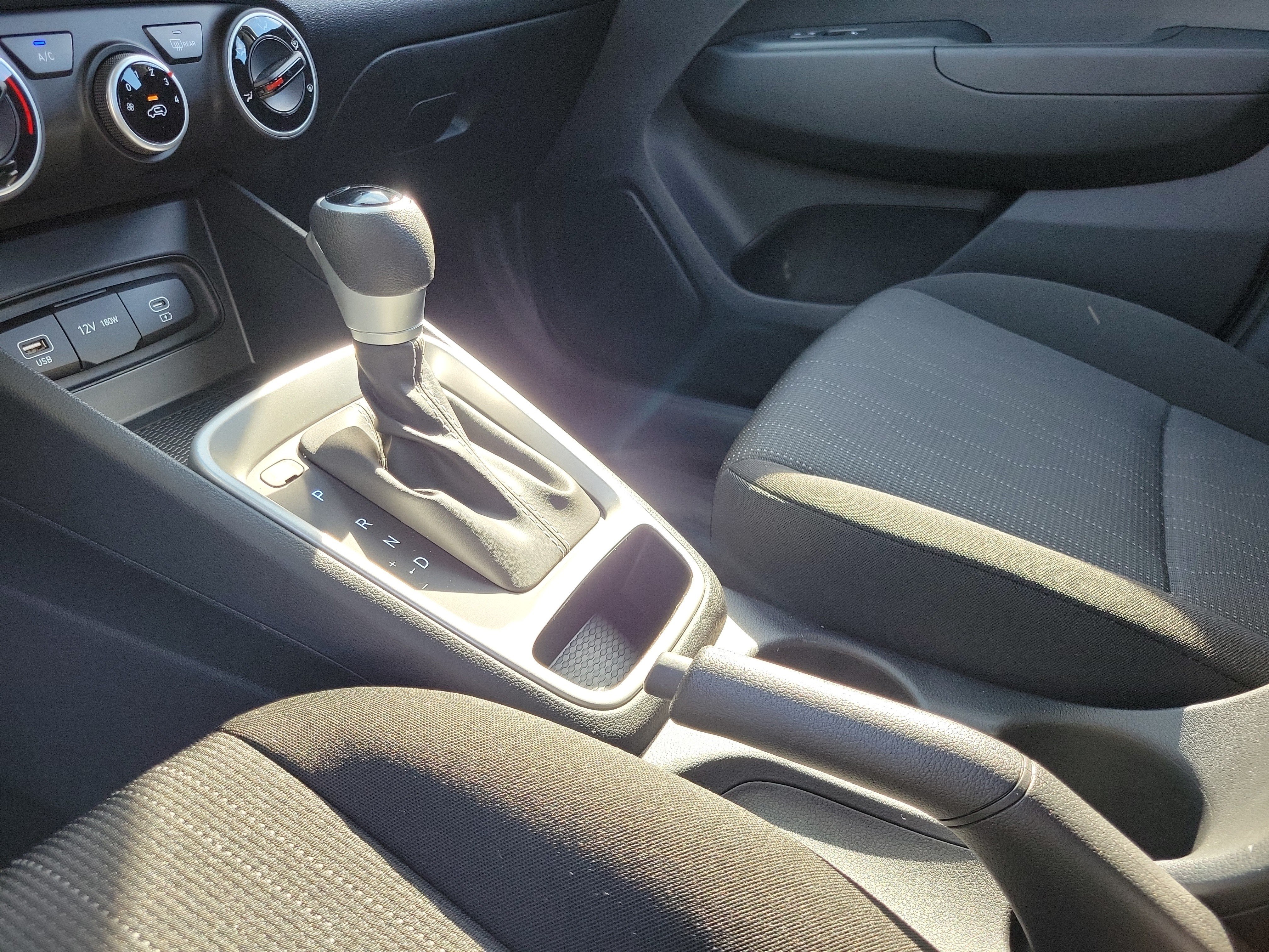 New 2026 Hyundai Venue SE FWD image 12