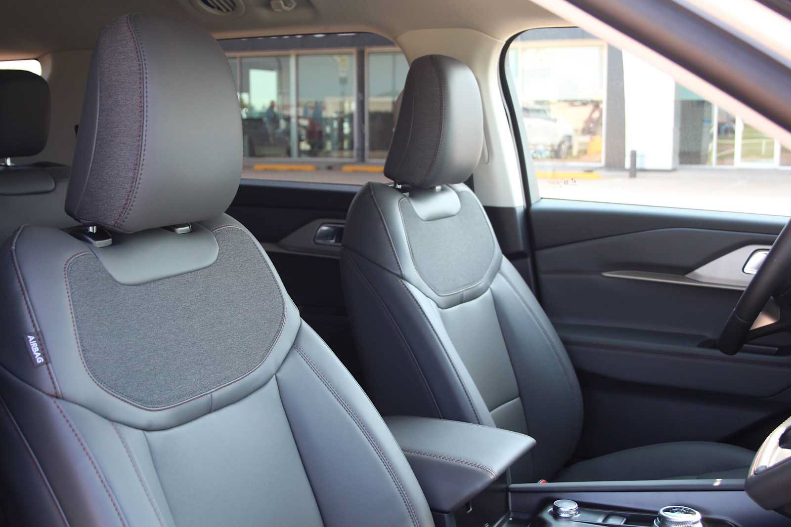 New 2026 Ford Explorer Active w/ Active Comfort Package AWD/4WD image 20