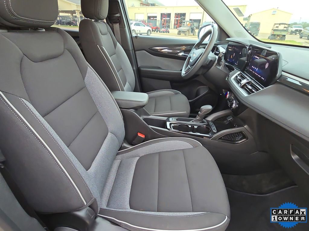 Used 2025 Chevrolet TrailBlazer LT image 10