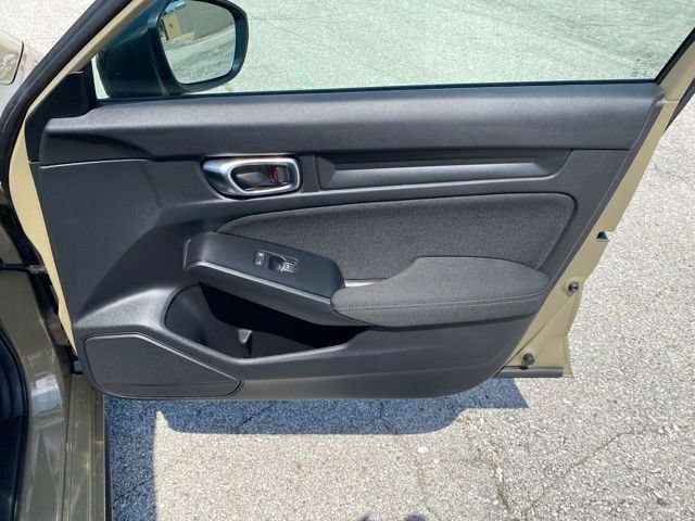 Used 2025 Honda Civic Sport image 14