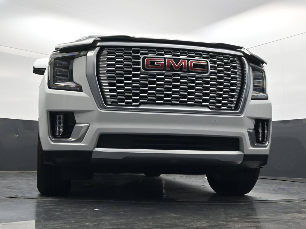 Used 2021 GMC Yukon XL Denali AWD/4WD image 46