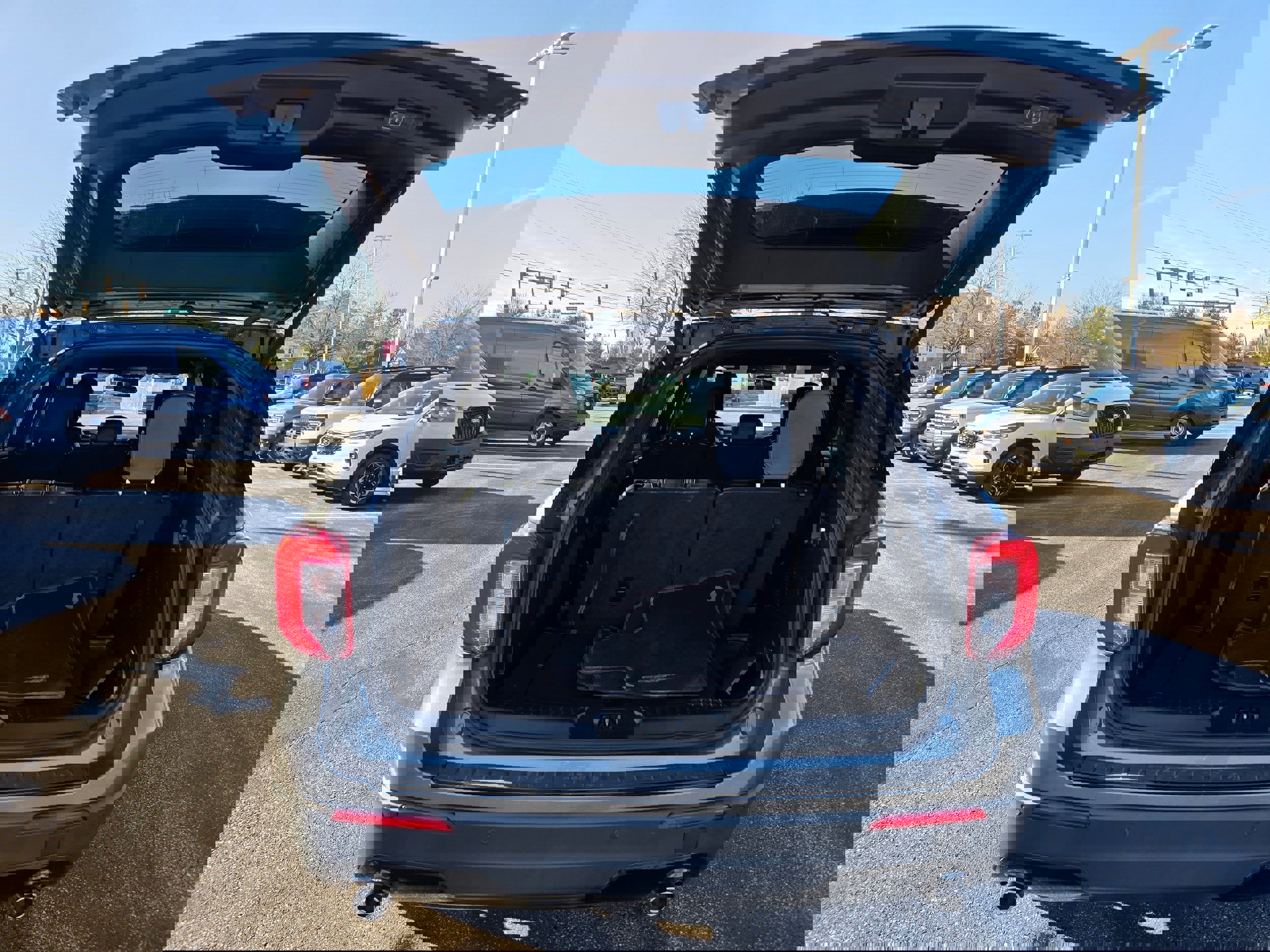 Certified 2022 Ford Explorer ST-Line image 7