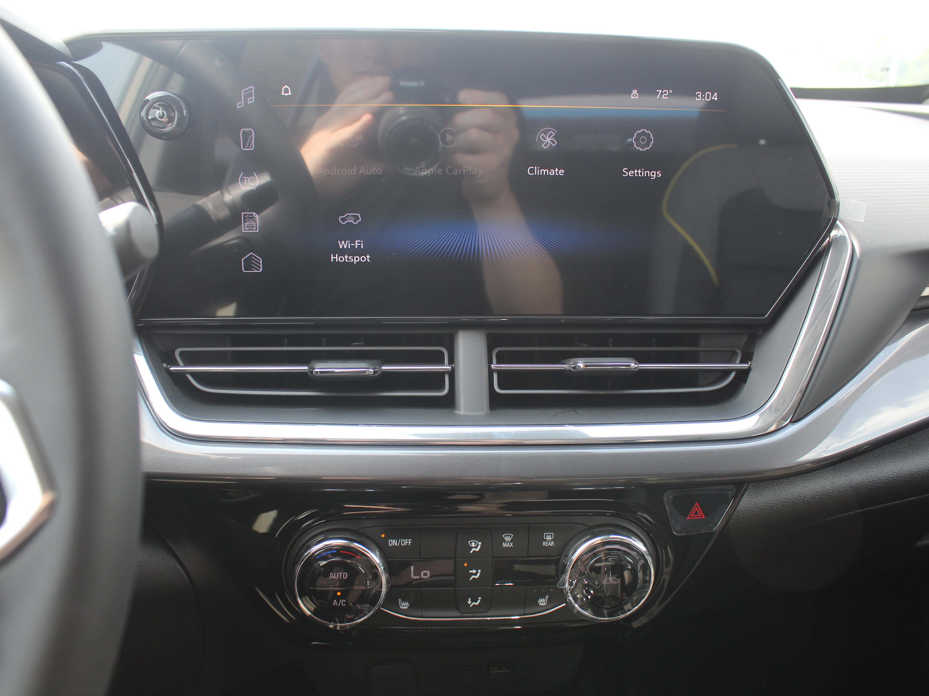 New 2026 Chevrolet Trax ACTIV w/ Driver Confidence Package FWD image 12