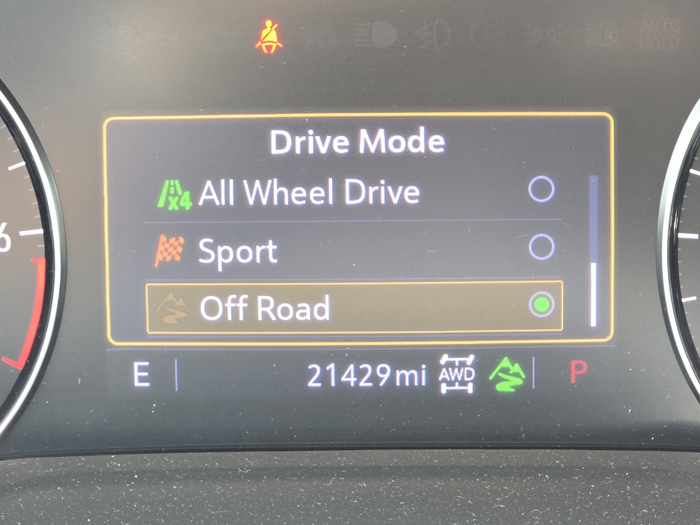 Certified 2023 Buick Envision Preferred AWD/4WD image 14