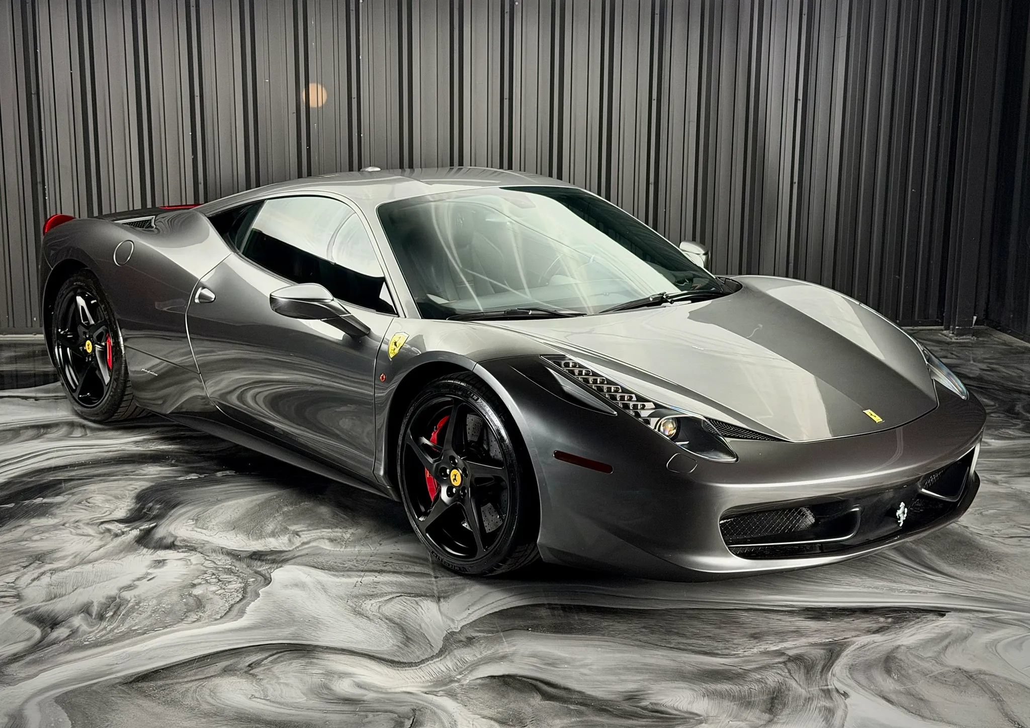 Used 2011 Ferrari 458 Italia Coupe RWD image 32