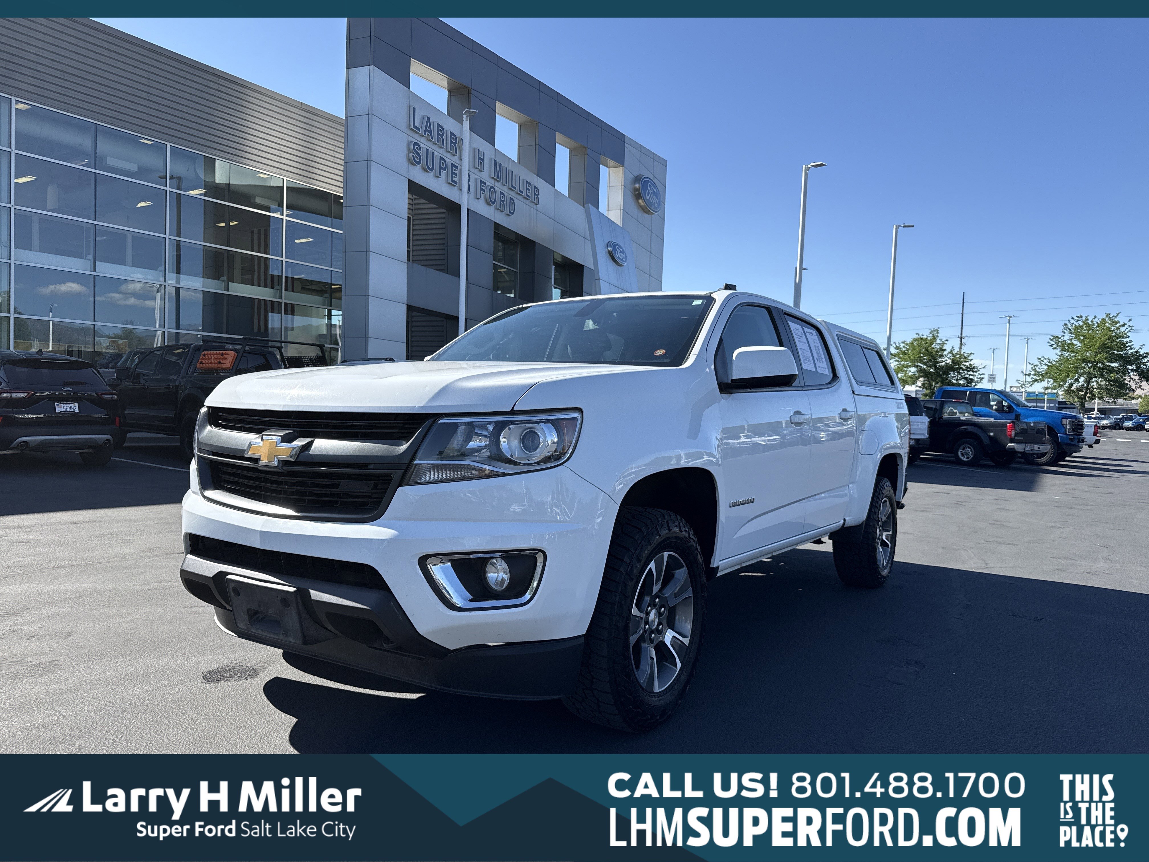 Used 2017 Chevrolet Colorado Z71 AWD/4WD image 1