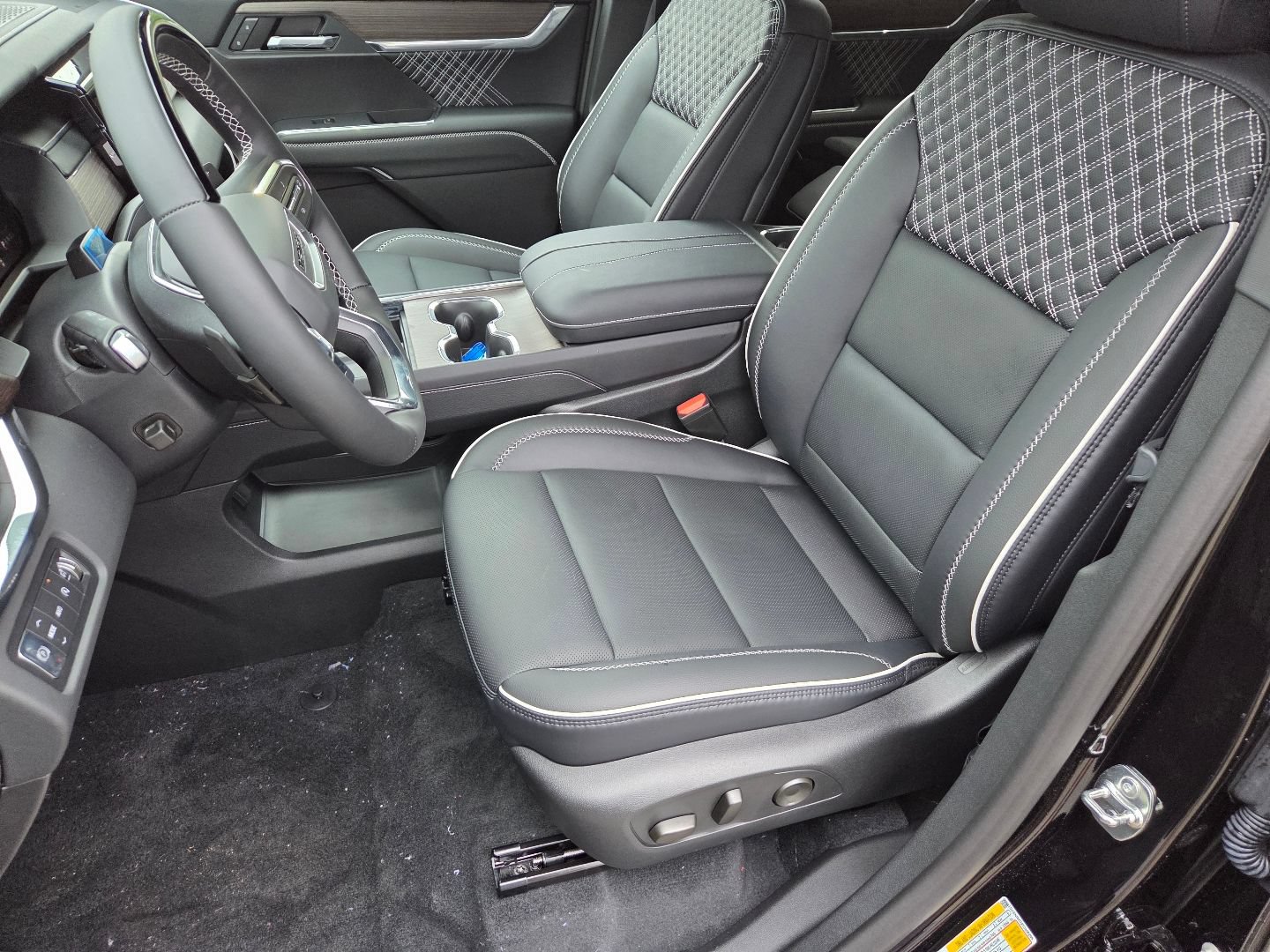 New 2026 GMC Acadia Denali w/ Super Cruise Package AWD/4WD image 26