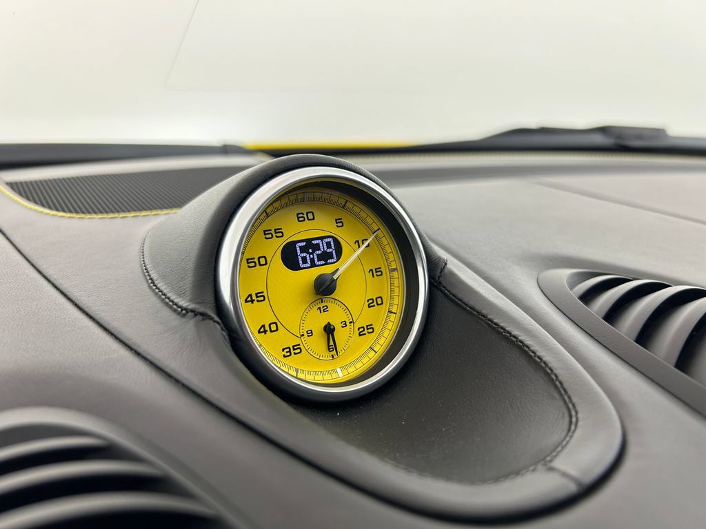 Certified 2021 Porsche 718 Boxster Spyder RWD image 21