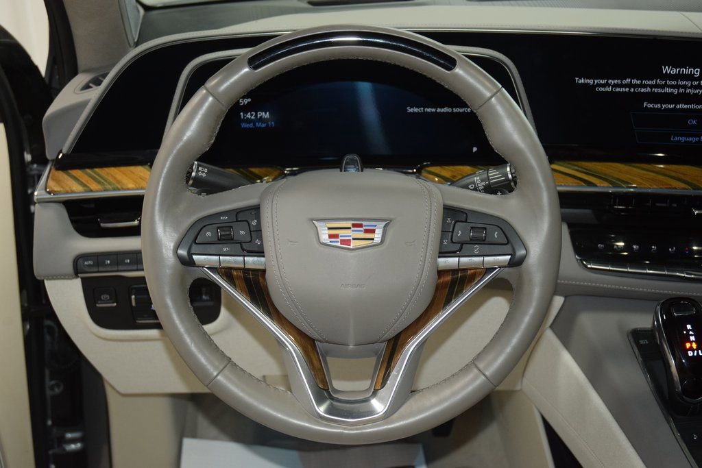 Used 2023 Cadillac Escalade Premium Luxury Platinum image 36