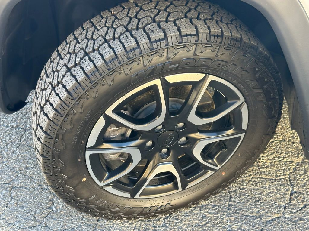 Used 2024 Jeep Compass Trailhawk image 36