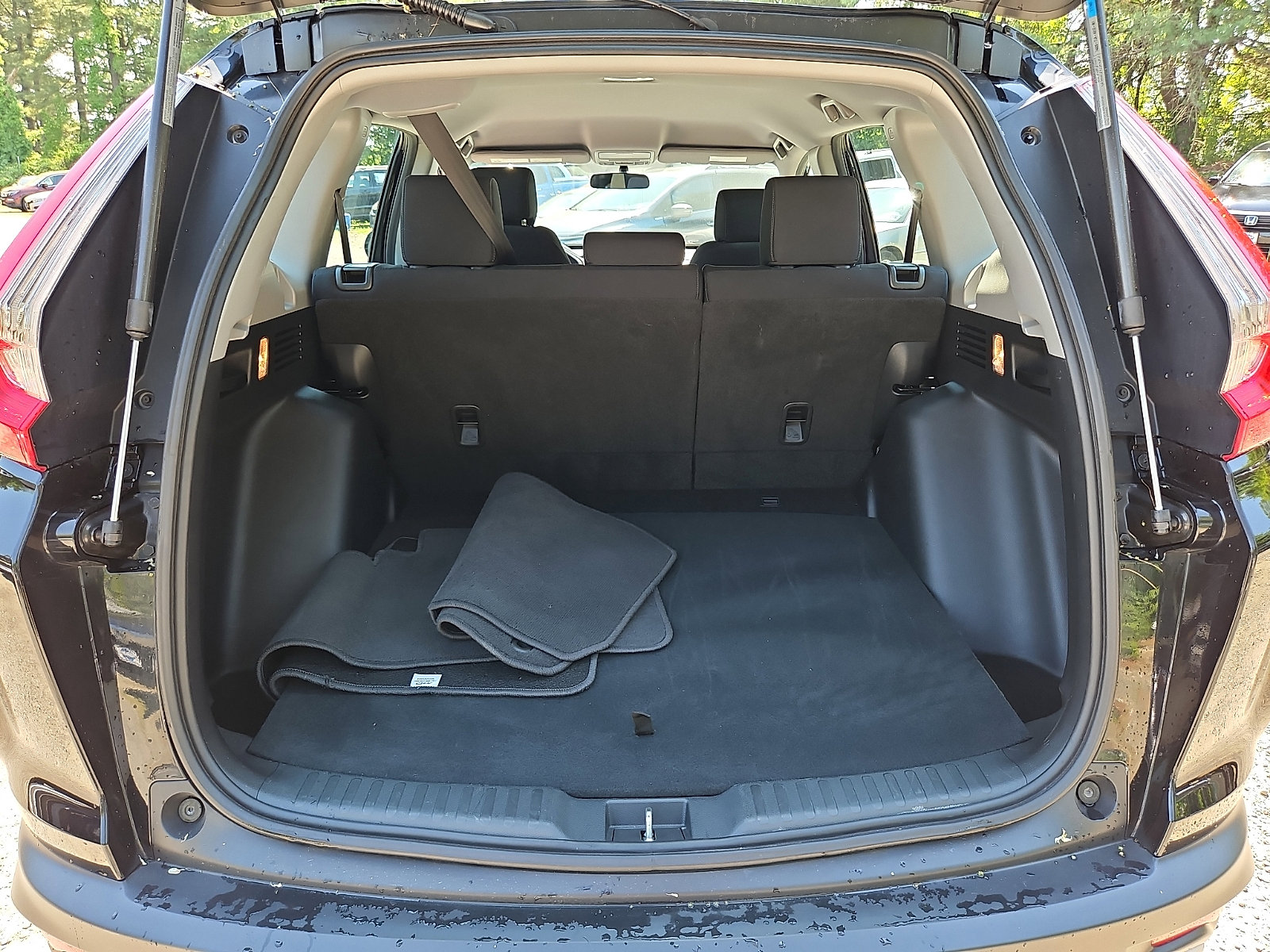 Used 2018 Honda CR-V LX image 29