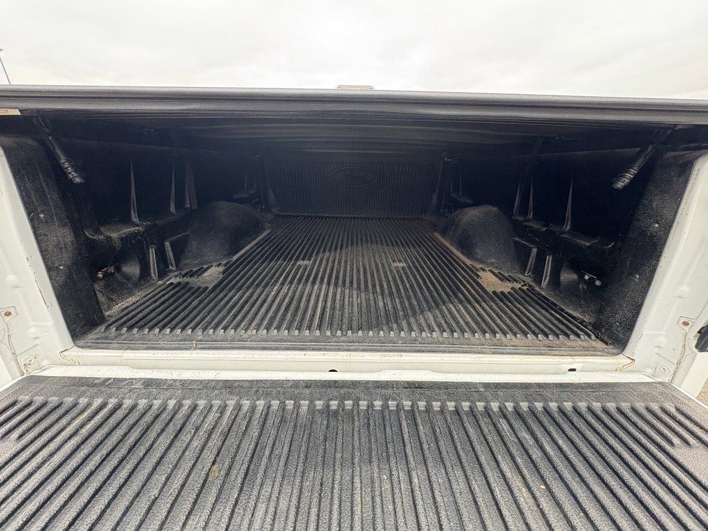 Used 2012 Ford F150 XLT w/ XLT Chrome Pkg image 18