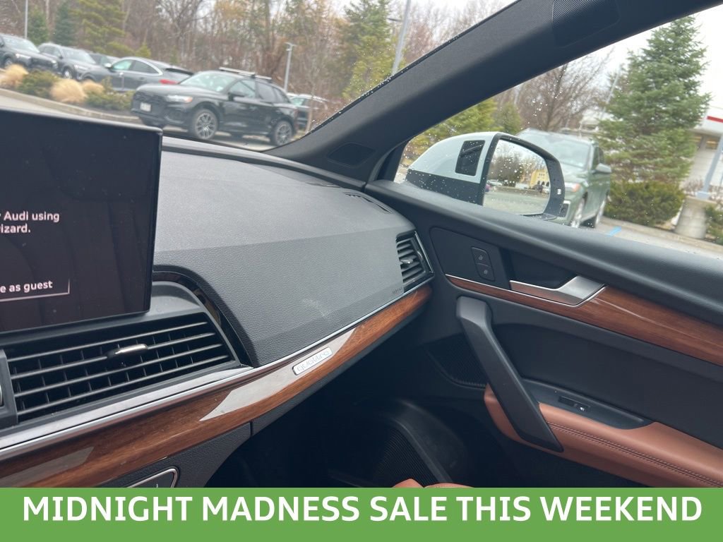 Used 2024 Audi Q5 e Premium Plus w/ Premium Plus Package image 51