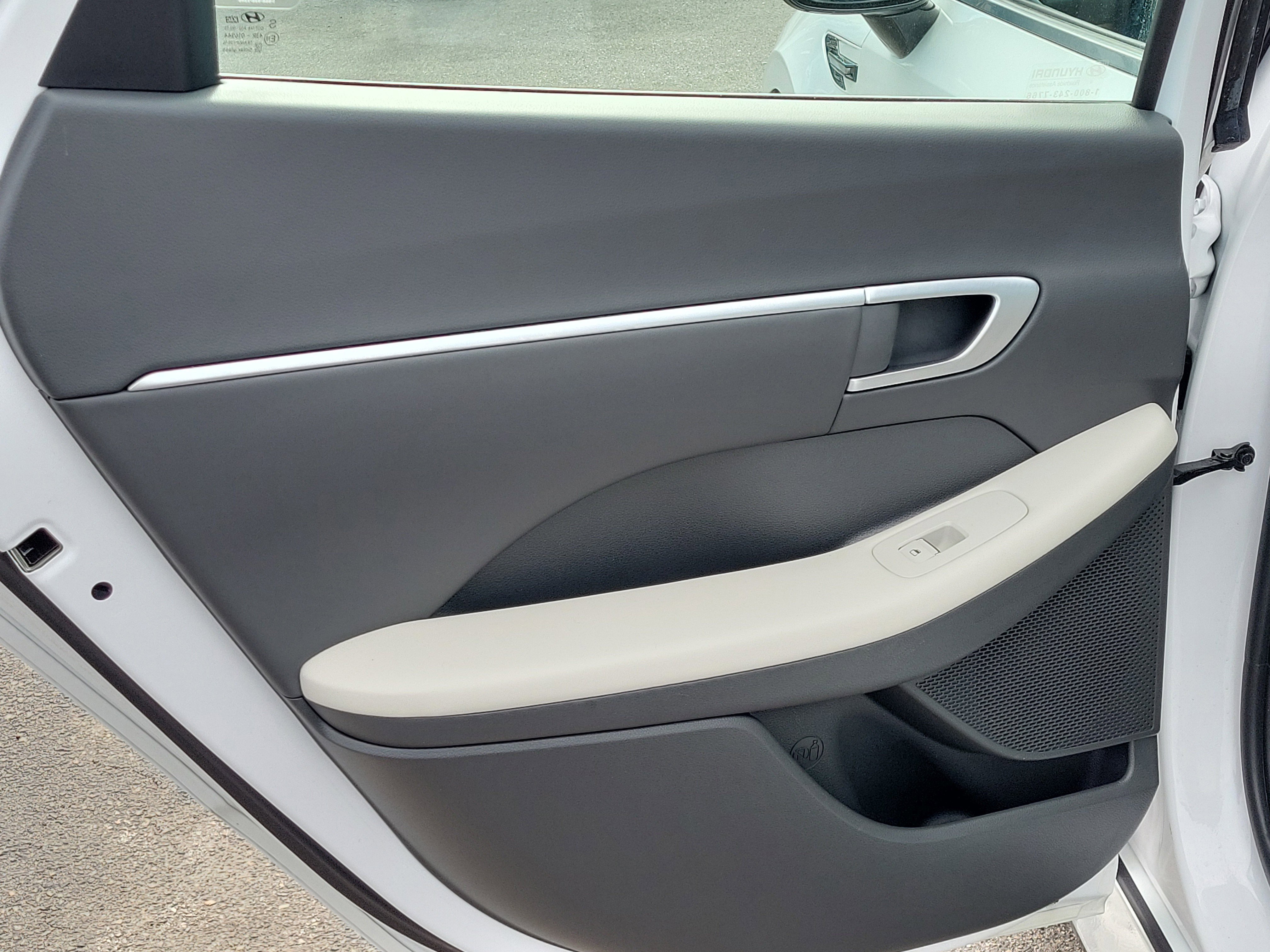 Used 2025 Hyundai Sonata SEL image 14