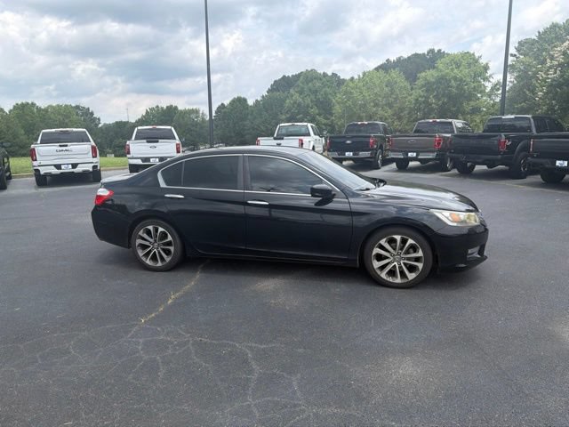 Used 2015 Honda Accord Sport image 9