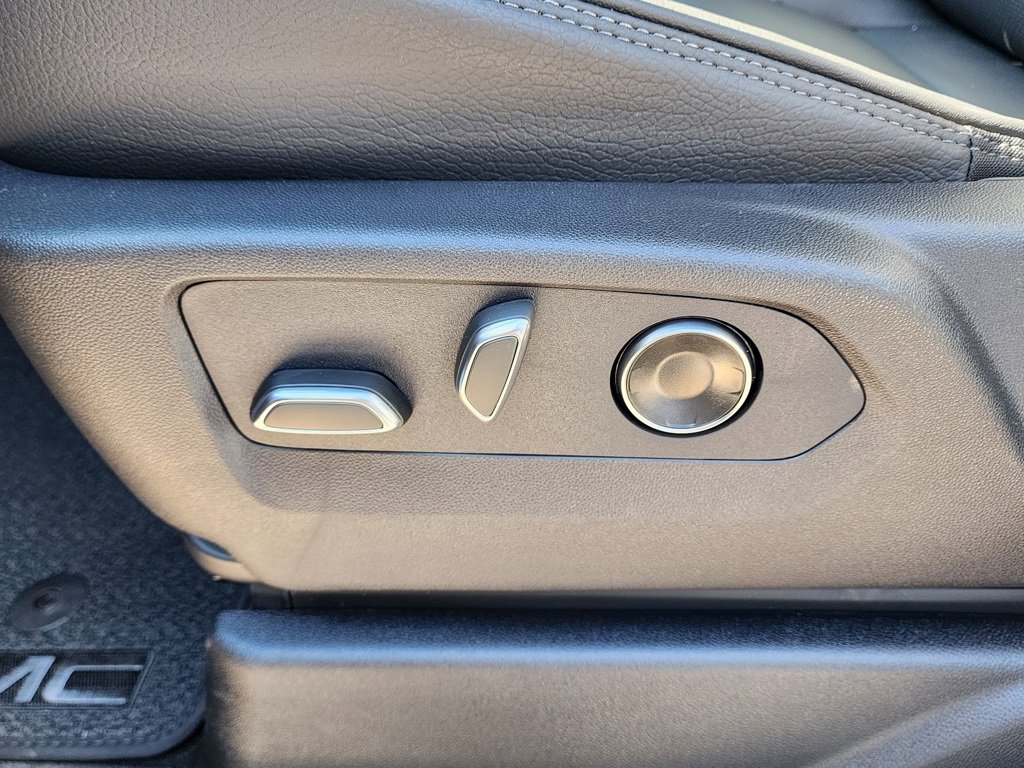 New 2026 GMC Yukon Denali image 16