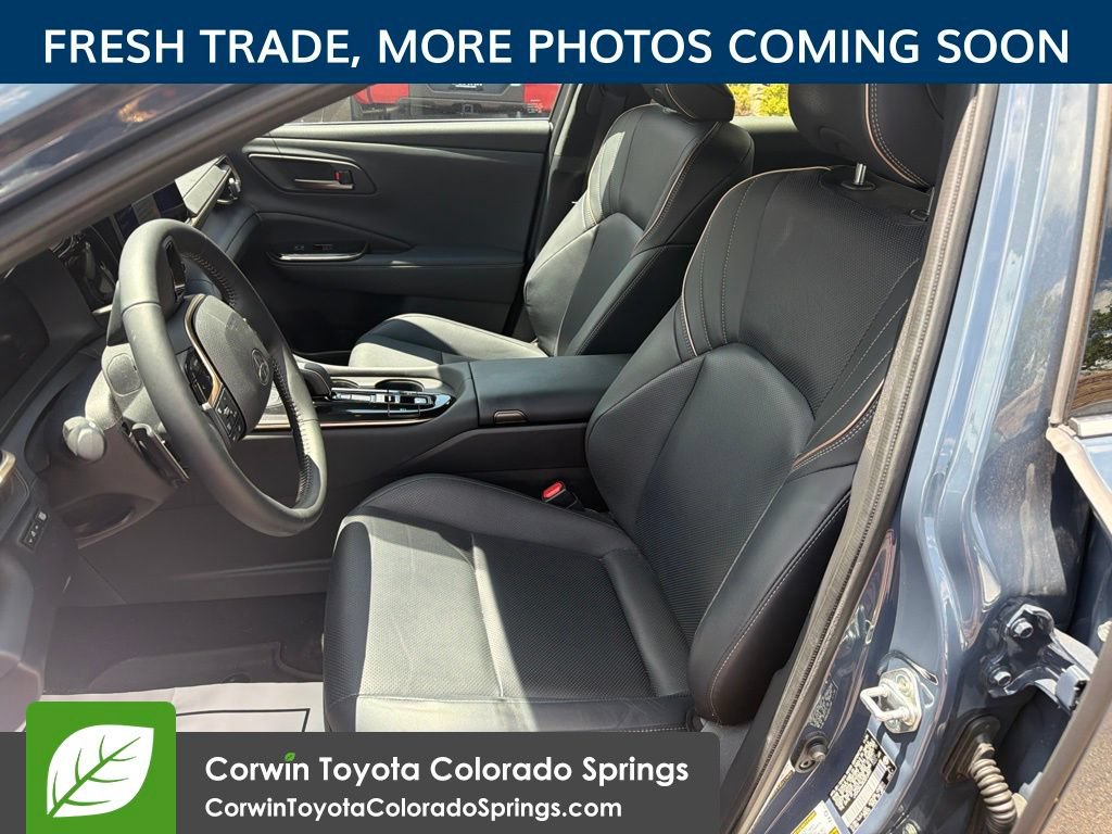 Used 2025 Toyota Crown Signia AWD/4WD image 10