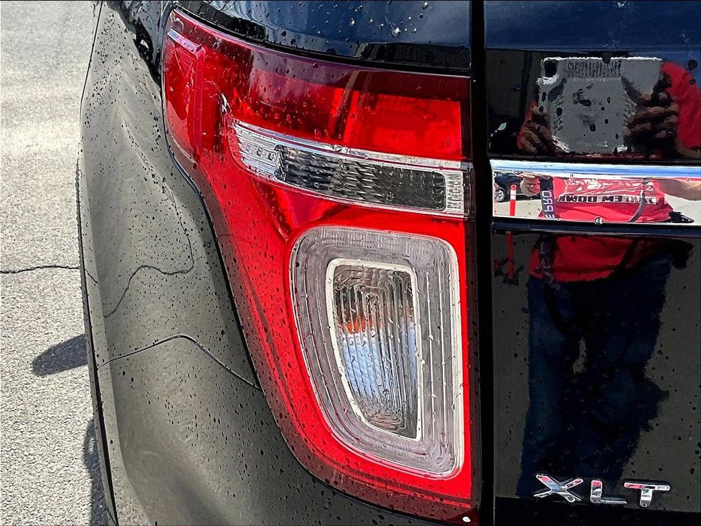 Used 2014 Ford Explorer XLT w/ Equipment Group 202A image 29