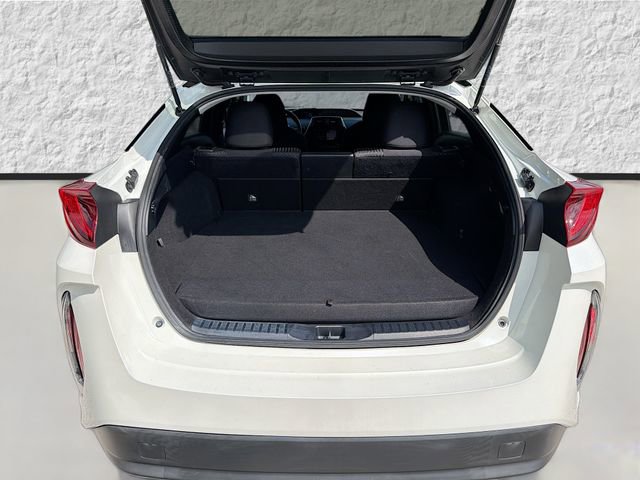 Used 2019 Toyota Prius Prime Plus FWD image 12