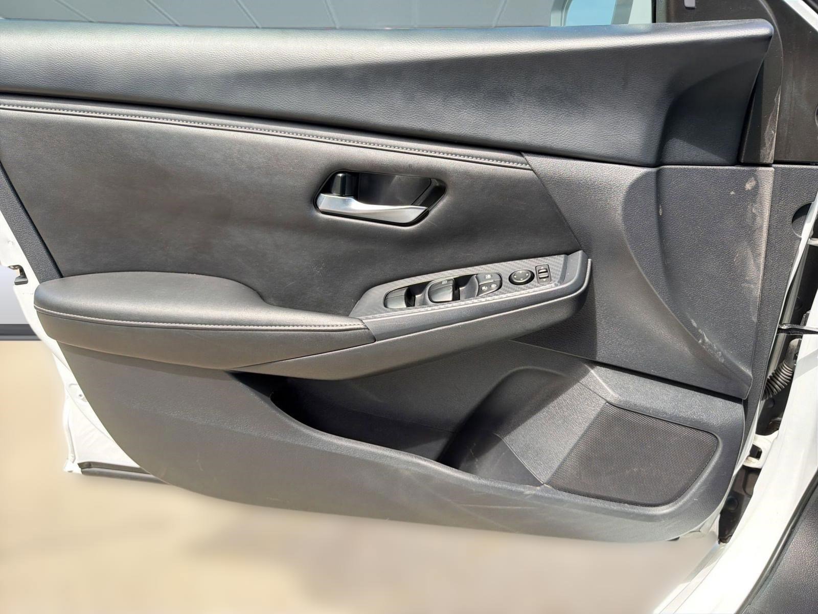 Used 2024 Nissan Sentra SV image 13