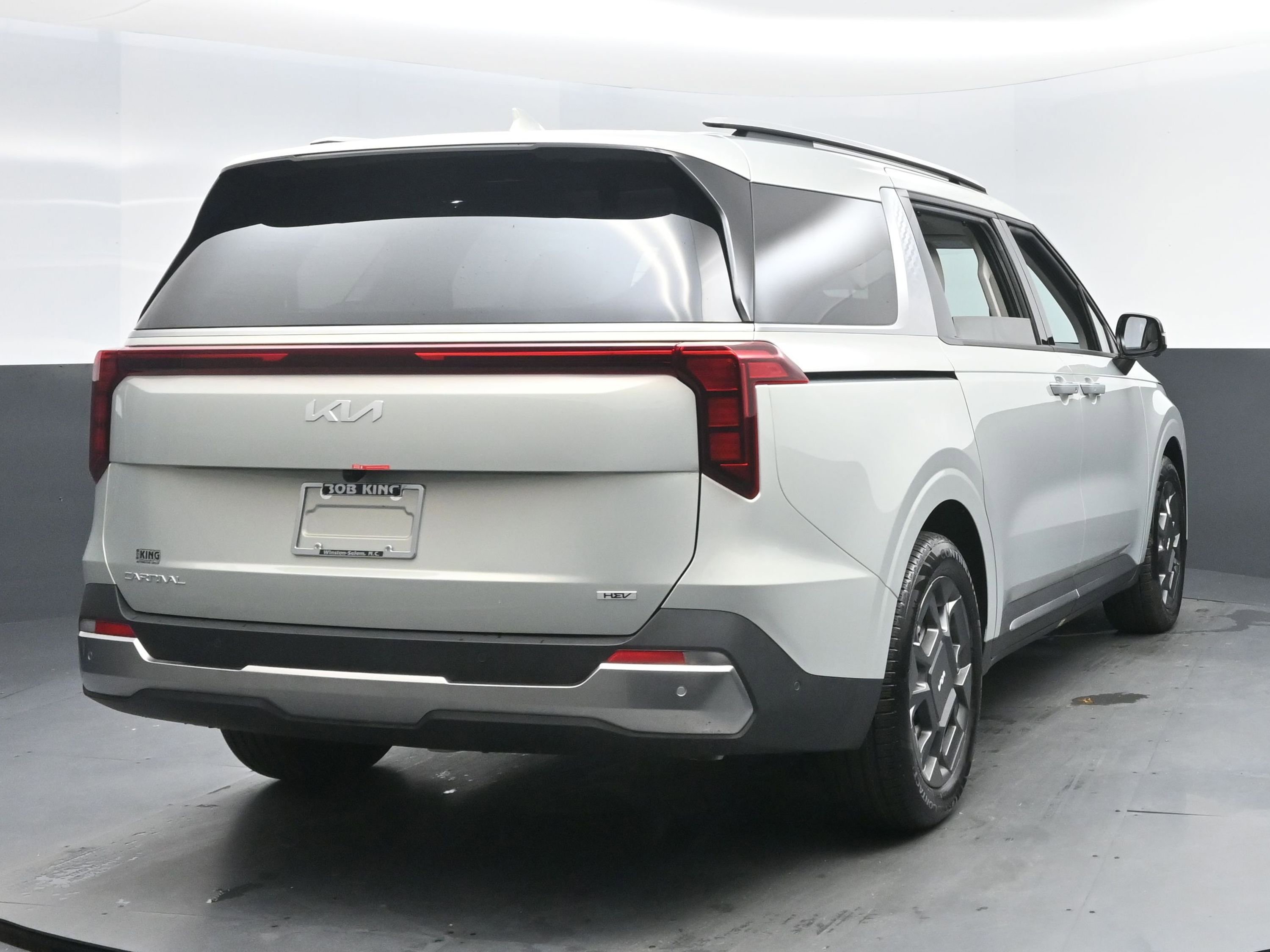 New 2026 Kia Carnival SX image 10