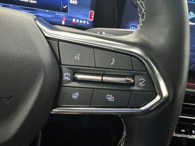 Used 2024 Chevrolet Traverse Z71 w/ LPO, Floor Liner Package AWD/4WD image 13