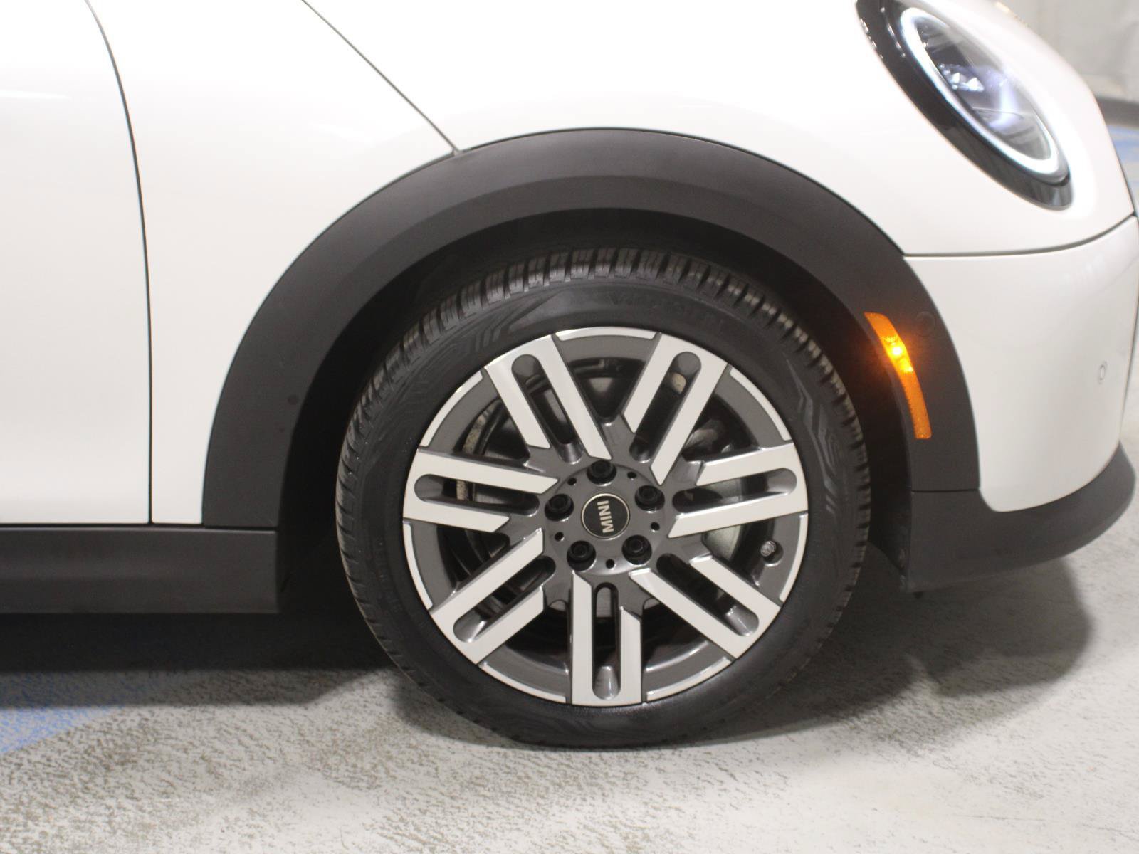 Certified 2026 MINI Cooper S FWD image 33