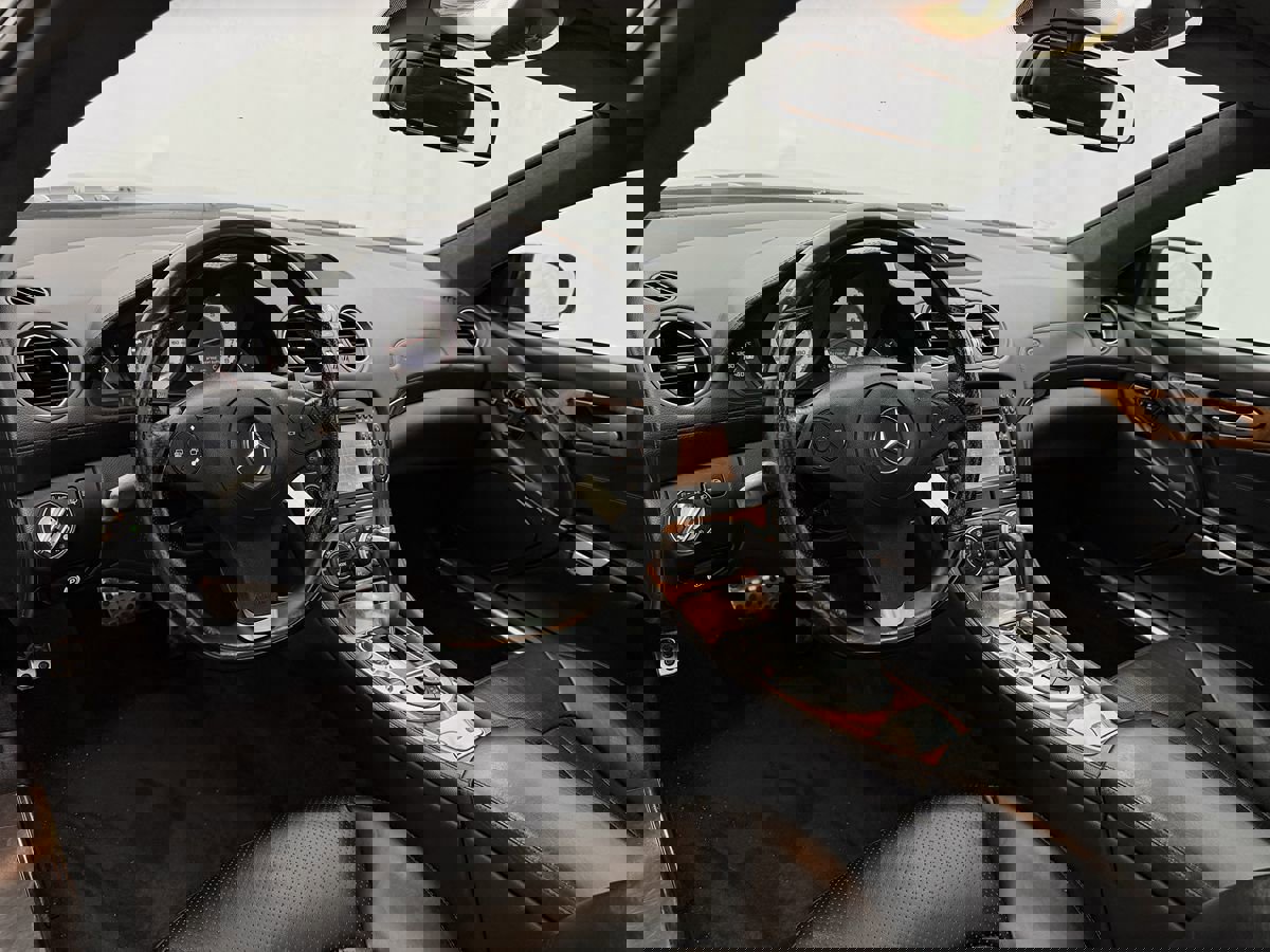 Used 2011 Mercedes-Benz SL 63 AMG image 11