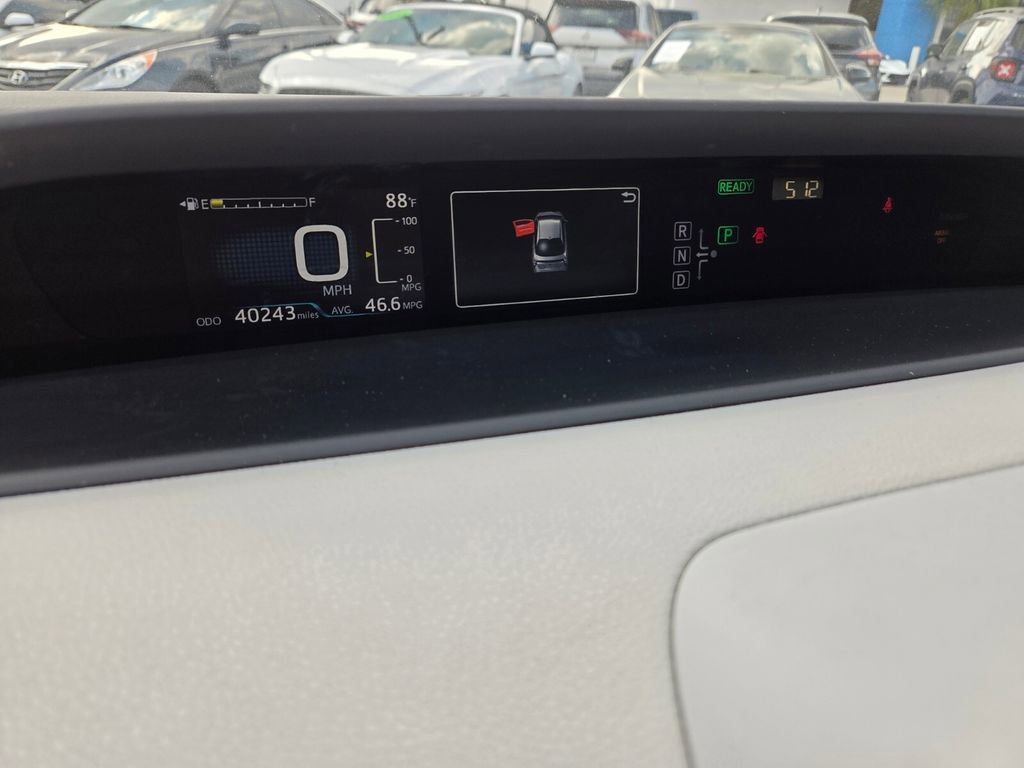 Used 2016 Toyota Prius Four image 29