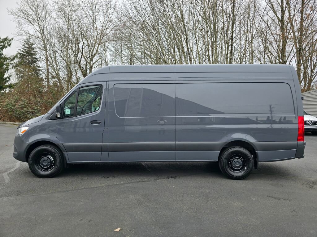 New 2025 Mercedes-Benz Sprinter 2500 image 3