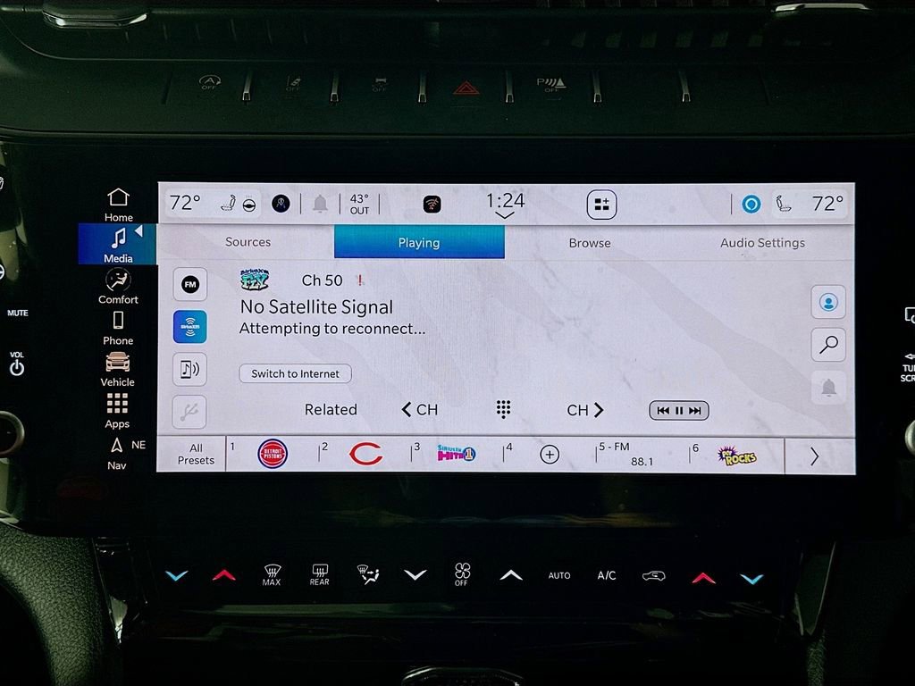New 2026 Jeep Grand Cherokee Limited w/ Luxury Tech Group II AWD/4WD image 13