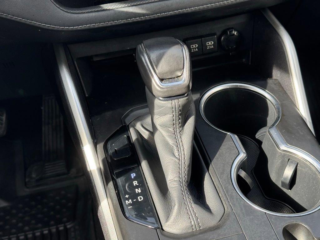 Used 2020 Toyota Highlander XLE image 41