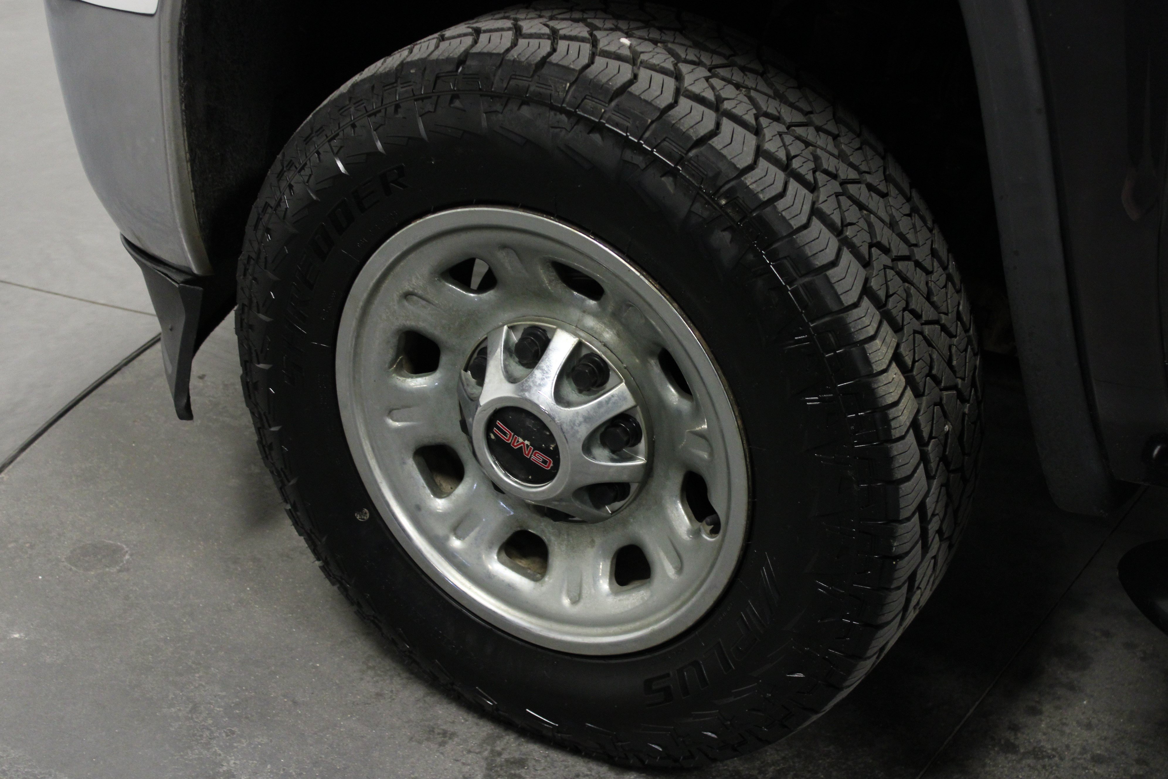 Used 2015 GMC Sierra 2500 SLE AWD/4WD image 10