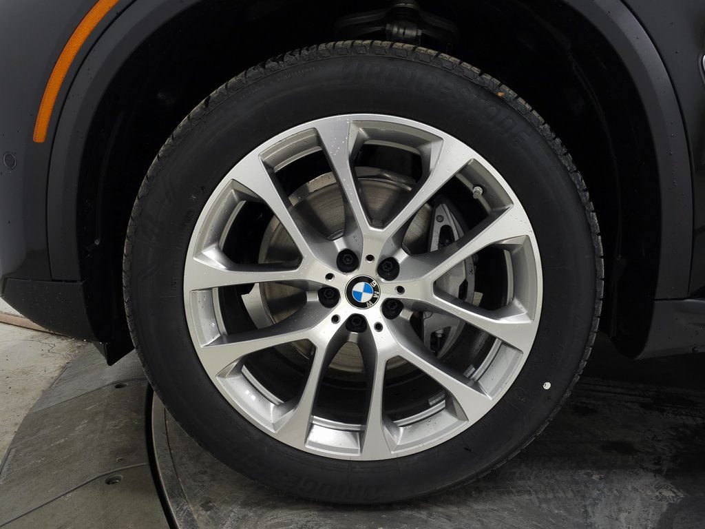 Used 2026 BMW X5 xDrive40i AWD/4WD image 7