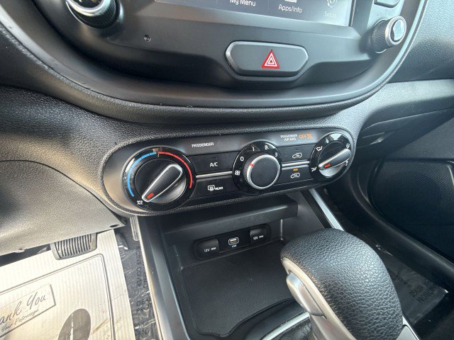 Used 2020 Kia Soul LX image 16