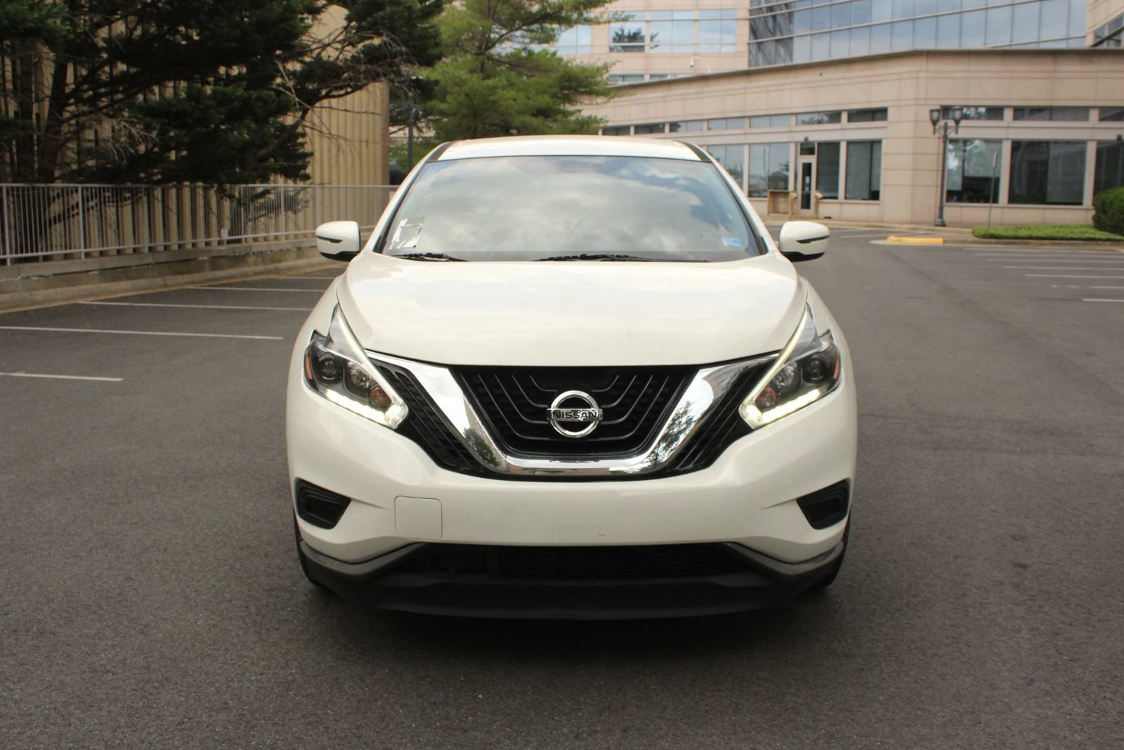 Used 2018 Nissan Murano S w/ Cargo Package FWD image 3