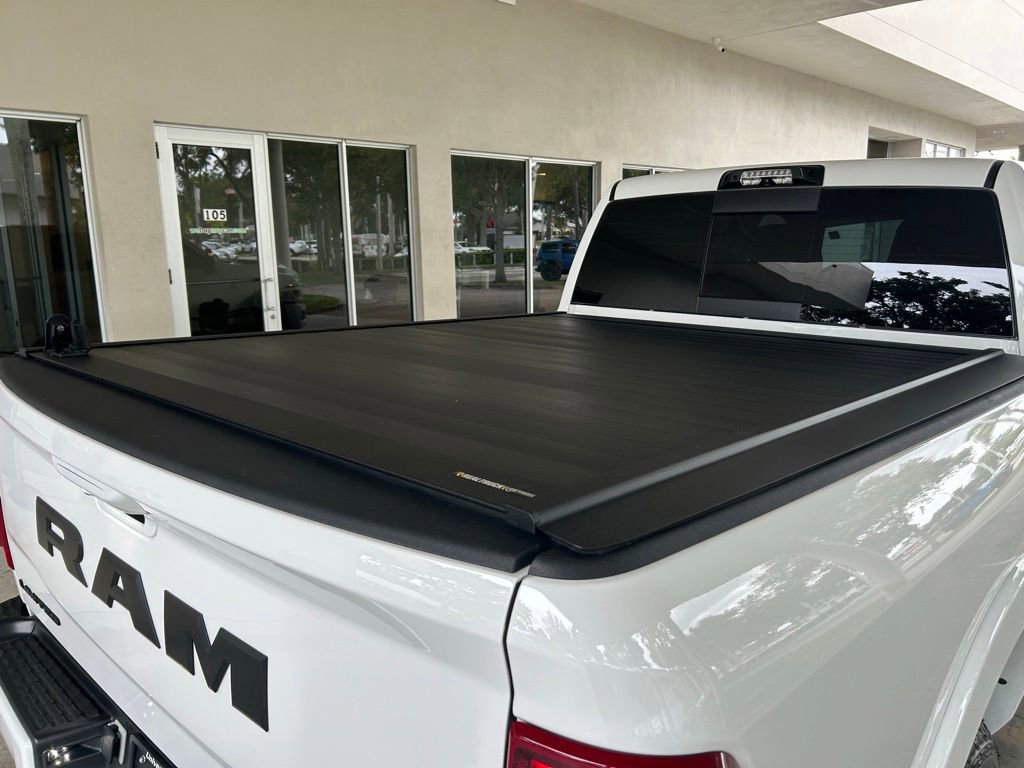 Used 2025 RAM 2500 Limited AWD/4WD image 38