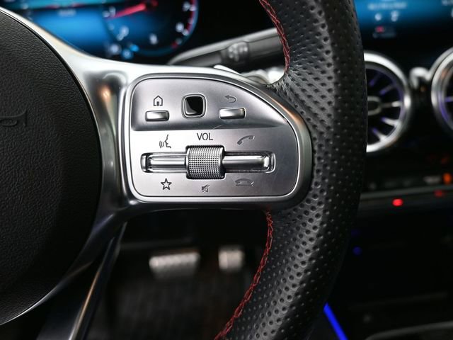 Certified 2023 Mercedes-Benz GLB 250 image 2
