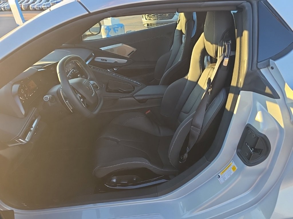 Used 2023 Chevrolet Corvette Stingray Preferred Conv w/ Z51 Performance Package image 13