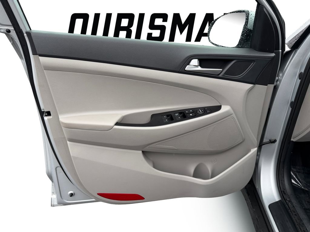 Used 2019 Hyundai Tucson SE image 23