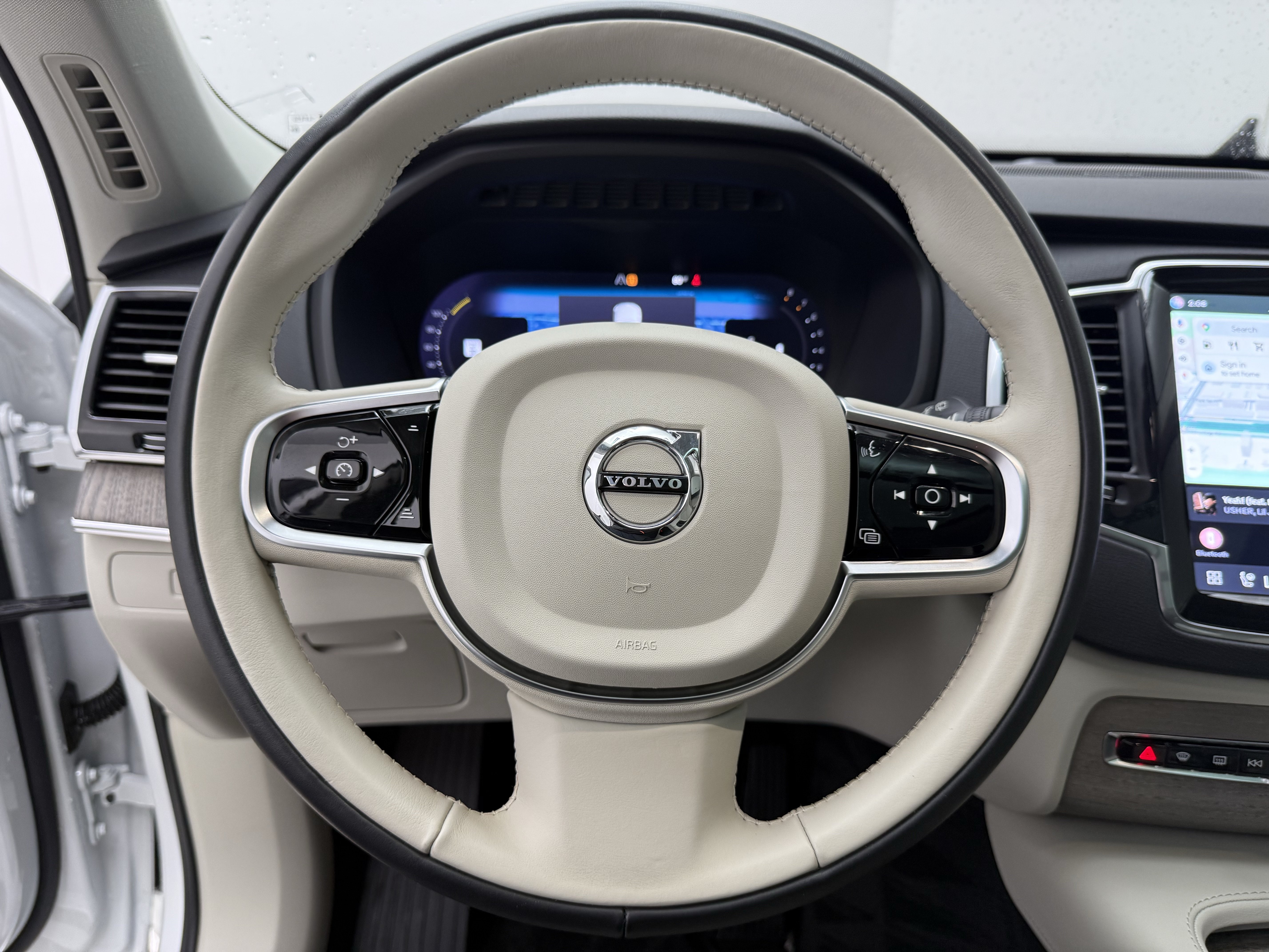 Used 2023 Volvo XC90 B5 Plus w/ Protection Package Premier AWD/4WD image 15