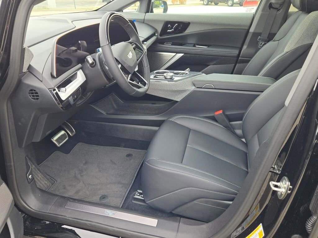 New 2026 Cadillac Optiq Sport 1 RWD image 24
