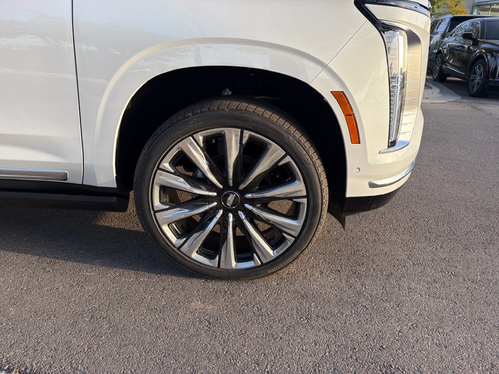 New 2026 Cadillac Escalade ESV Platinum Luxury w/ LPO, Floor Liner Package AWD/4WD image 13