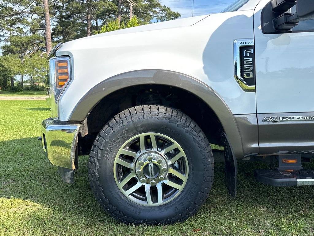 Used 2018 Ford F250 Lariat w/ Lariat Value Package RWD image 55