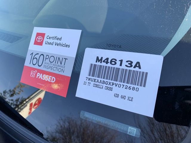 Certified 2023 Toyota Corolla Cross XLE image 38