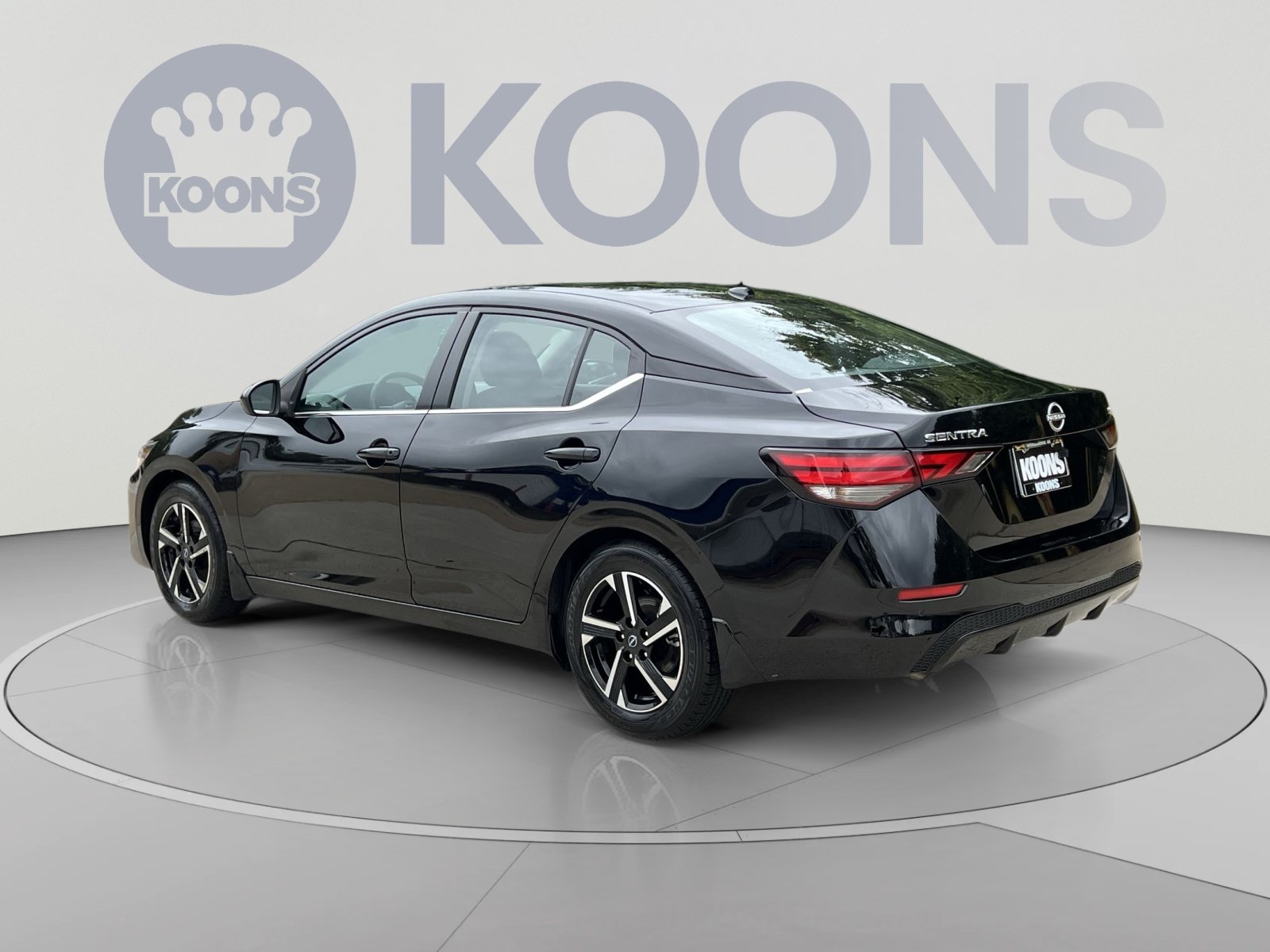 Used 2024 Nissan Sentra SV w/ All-Weather Package FWD image 4