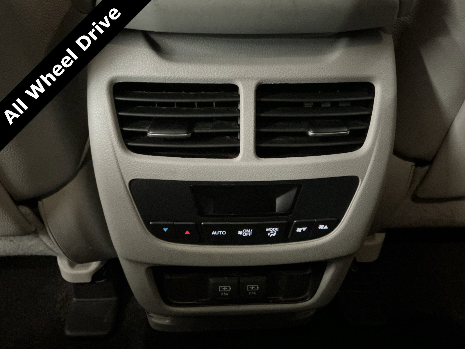 Used 2018 Acura MDX SH-AWD image 25