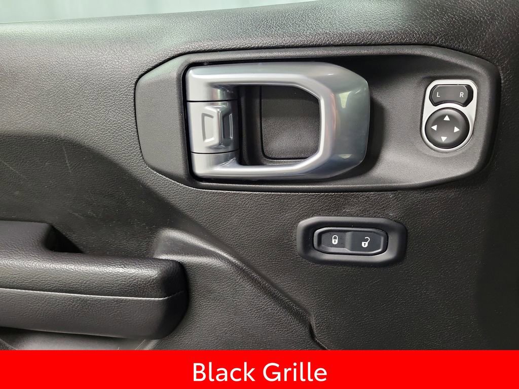 Used 2024 Jeep Wrangler Unlimited image 18