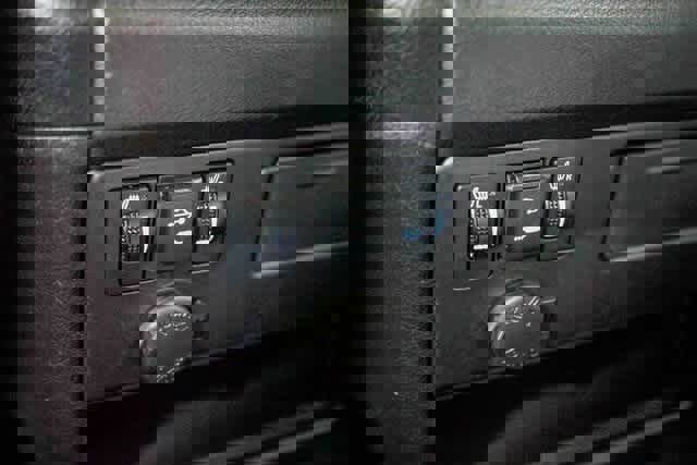 Used 2020 Toyota Sienna SE image 22